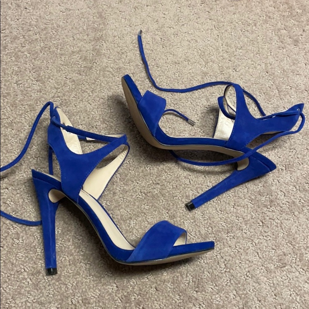 Guess heels